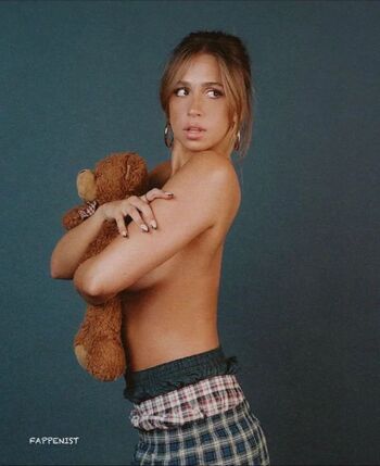 Full leaked Tate mcrae page private onlyfans photo