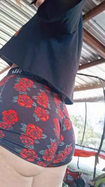 Full leaked Taterbug private onlyfans photo