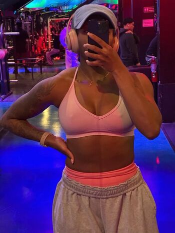 Full leaked Tattedpoodle private onlyfans photo