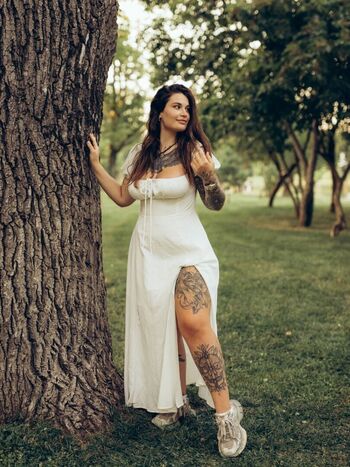 Full leaked Tattoogirlalia private onlyfans photo