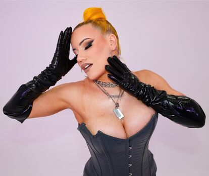 Full leaked Taya valkyrie private onlyfans photo