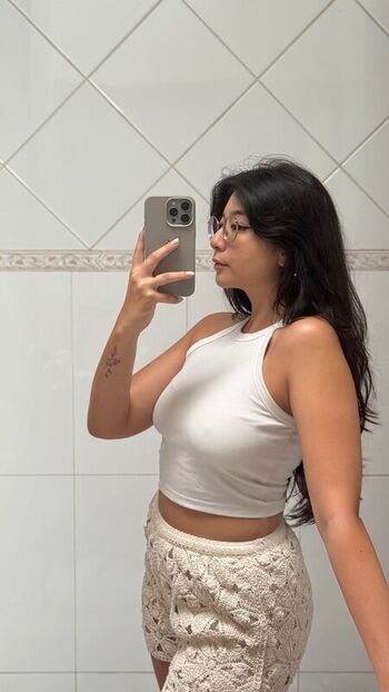 Full leaked Tayhuhu private onlyfans photo