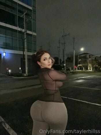 Full leaked Tayler hills page private onlyfans photo