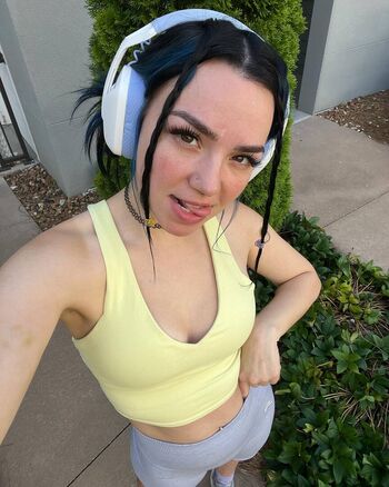 Full leaked Taylien page private onlyfans photo