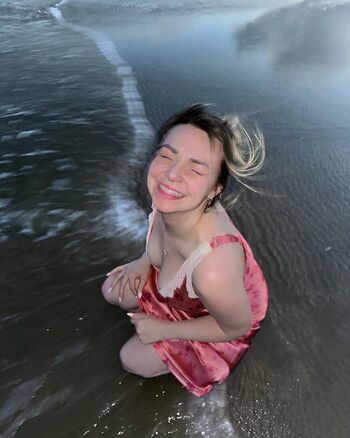 Full leaked Taylien page private onlyfans photo