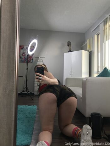 Full leaked Taylor blake page private onlyfans photo