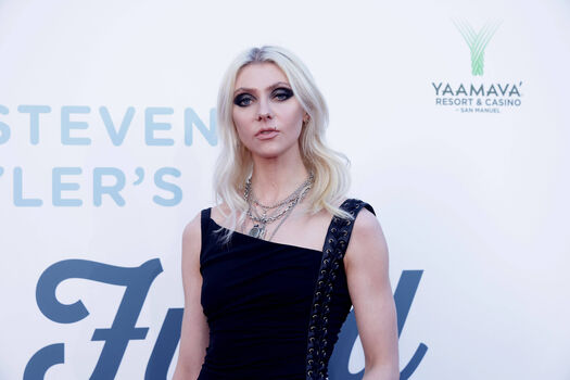 Full leaked Taylor momsen  page private onlyfans photo