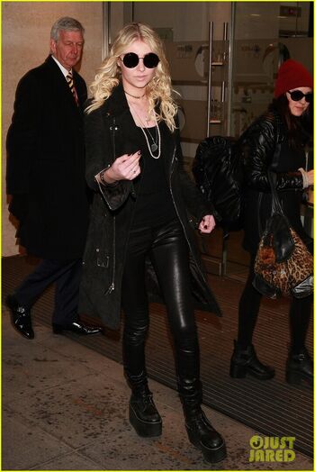 Full leaked Taylor momsen private onlyfans photo