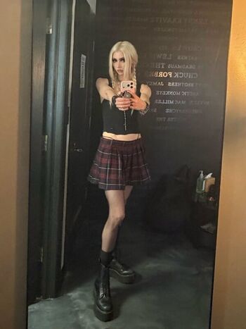 Full leaked Taylor momsen private onlyfans photo