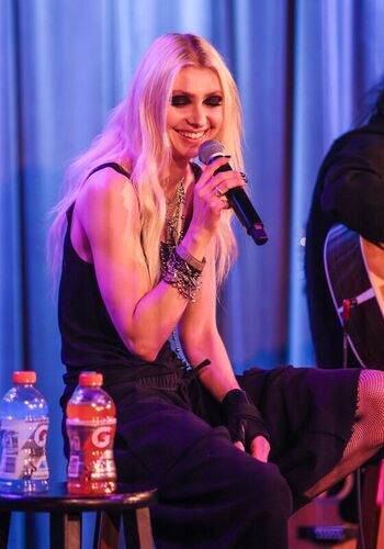 Taylor Momsen