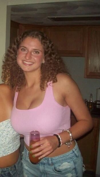 Full leaked Taylor roo private onlyfans photo