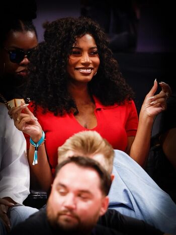 Full leaked Taylor rooks private onlyfans photo