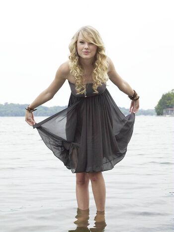 Full leaked Taylor swift  page private onlyfans photo