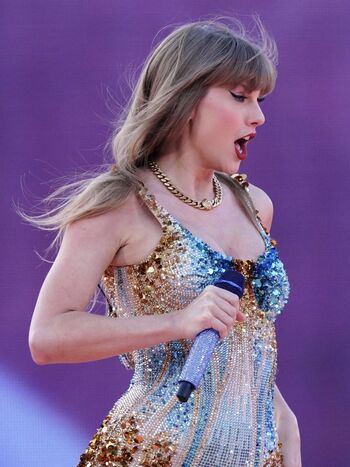 Full leaked Taylor swift  page private onlyfans photo