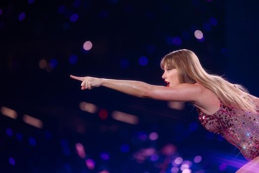 Full leaked Taylor swift page private onlyfans photo