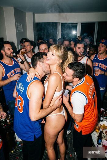 Full leaked Taylor swift page private onlyfans photo