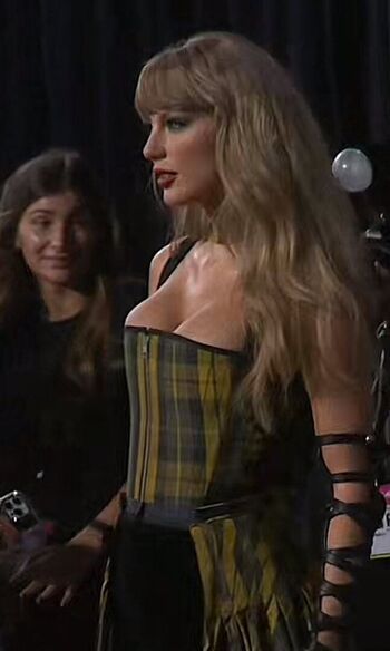 Full leaked Taylor swift private onlyfans photo