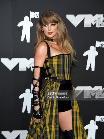 Full leaked Taylor swift private onlyfans photo
