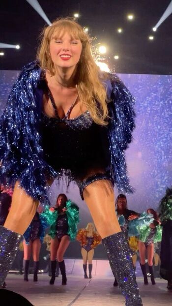 Full leaked Taylor swift private onlyfans photo