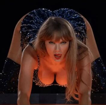 Full leaked Taylor swift private onlyfans photo