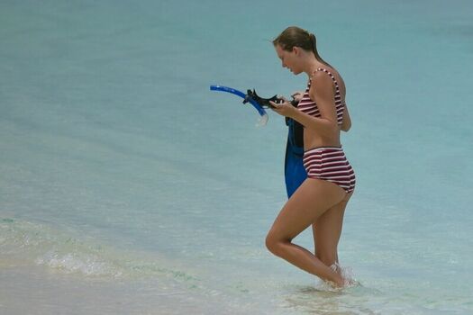 Full leaked Taylor swift private onlyfans photo
