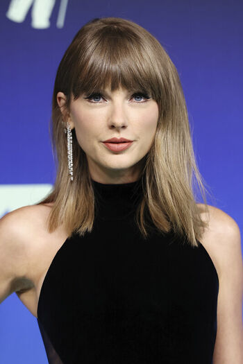 Full leaked Taylor swift page private onlyfans photo