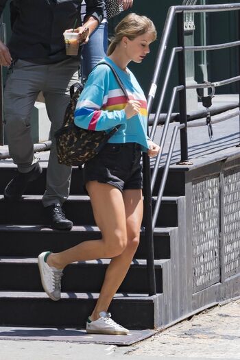 Full leaked Taylor swift  page private onlyfans photo