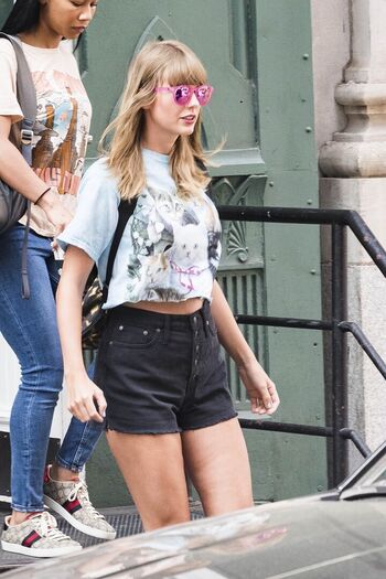 Full leaked Taylor swift page private onlyfans photo