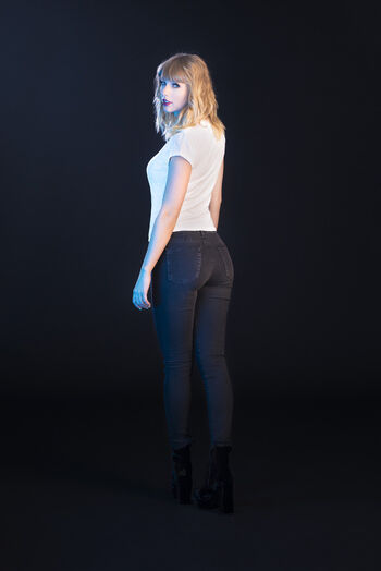 Full leaked Taylor swift page private onlyfans photo