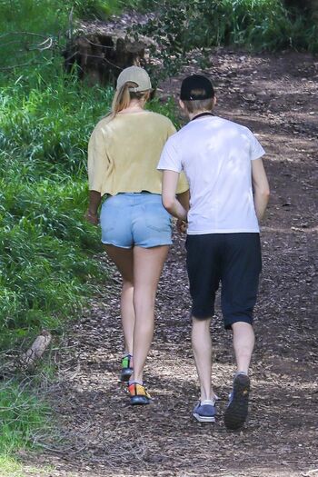 Full leaked Taylor swift page private onlyfans photo