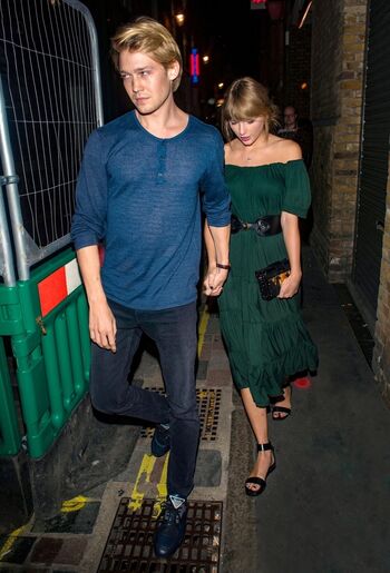 Full leaked Taylor swift private onlyfans photo