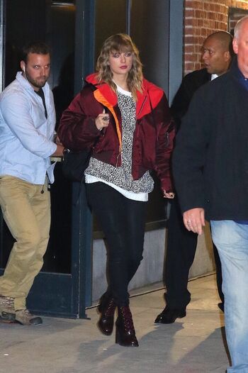 Full leaked Taylor swift private onlyfans photo
