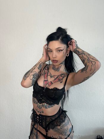 Full leaked Taylor white page private onlyfans photo