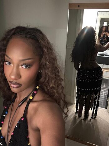 Full leaked Sophiia ugc/ private onlyfans photo