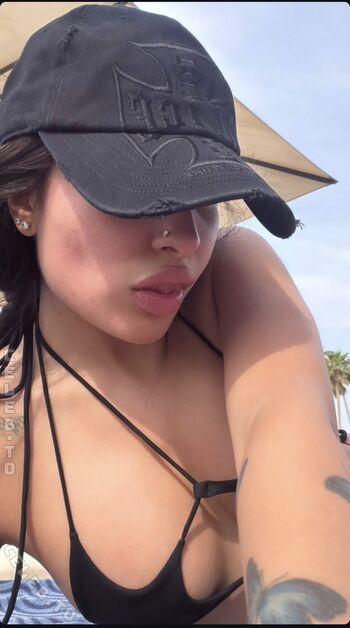 Full leaked Tenderlybae private onlyfans photo