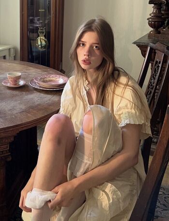 Full leaked Leah francis/ private onlyfans photo