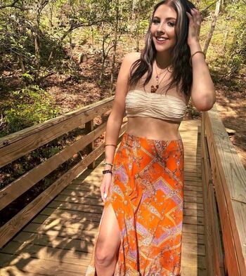 Full leaked Tessaluvvs private onlyfans photo