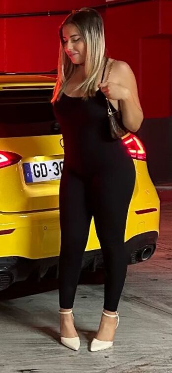 Full leaked Tessouile private onlyfans photo