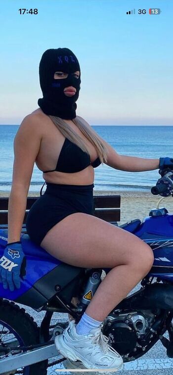 Full leaked Tessouile private onlyfans photo