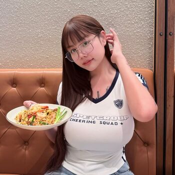 Full leaked Thai girls page private onlyfans photo