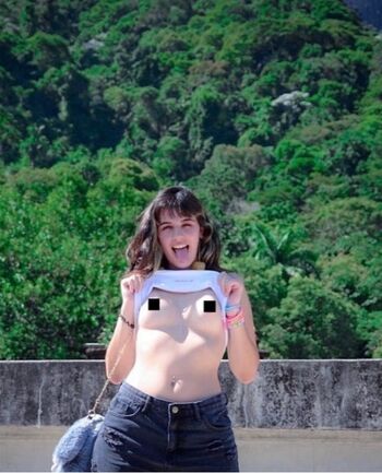 _thaisthereza