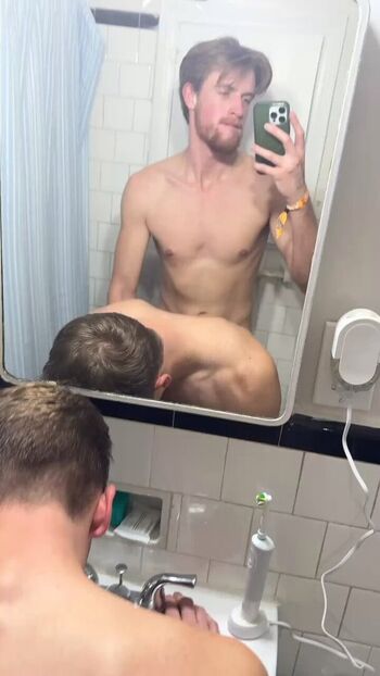 that.gay.guy.nick