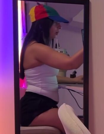 Full leaked Thatgirlgatto private onlyfans photo