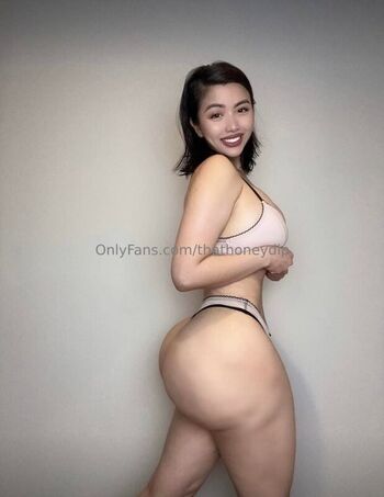 Full leaked Thathoneydip private onlyfans photo