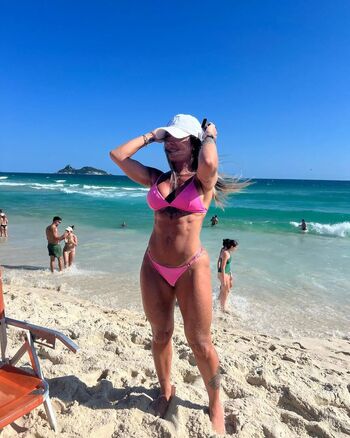 Full leaked Thatiane oliveira private onlyfans photo