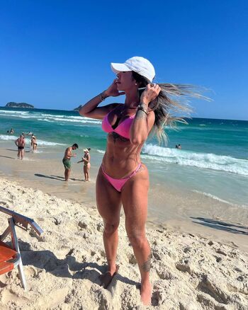 Full leaked Thatiane oliveira private onlyfans photo