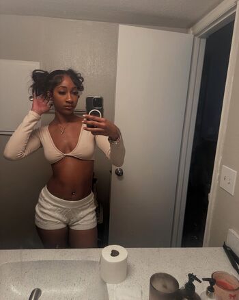 Full leaked Thatprettymfc private onlyfans photo