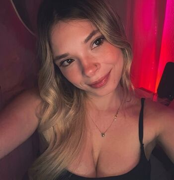 Full leaked Thayfps private onlyfans photo