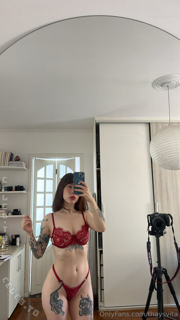 Full leaked Thays vita private onlyfans photo