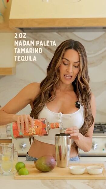 Full leaked The bella twins page private onlyfans photo